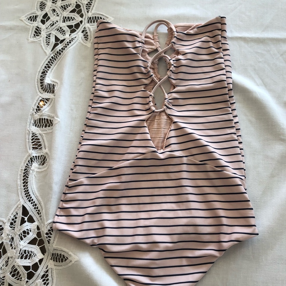 Striped ACACIA BRONX ONE PIECE IN MINT CONDITION